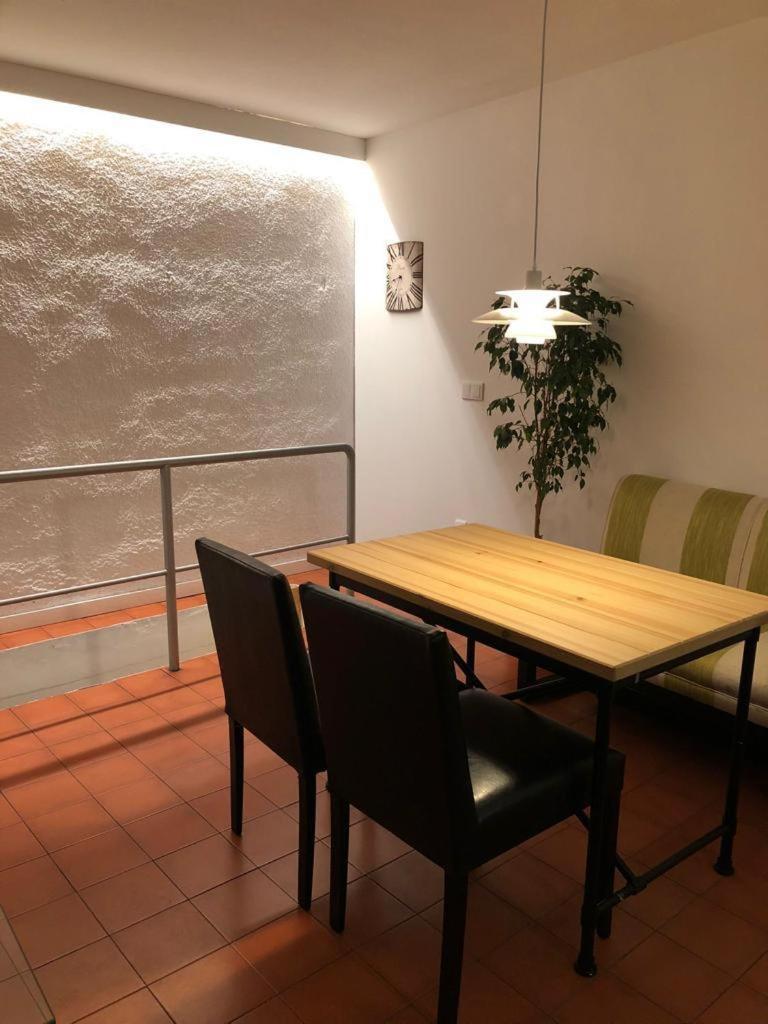 Apartamentos Tibula Museo Mérida Luaran gambar